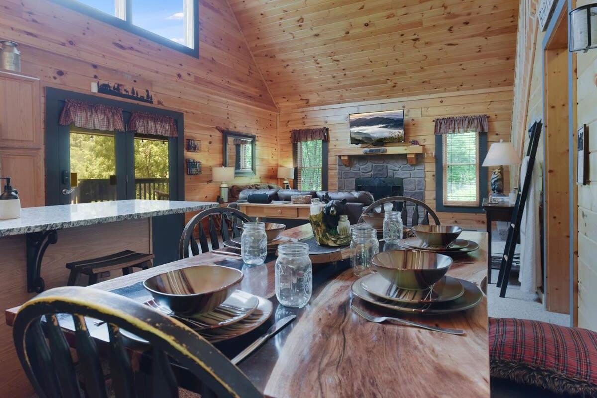 Ryes And Shine Bootlegger'S Cabin! Hot Tub* Pool* Arcade* Billiards *Ev * Pet Friendly Sevierville Zewnętrze zdjęcie