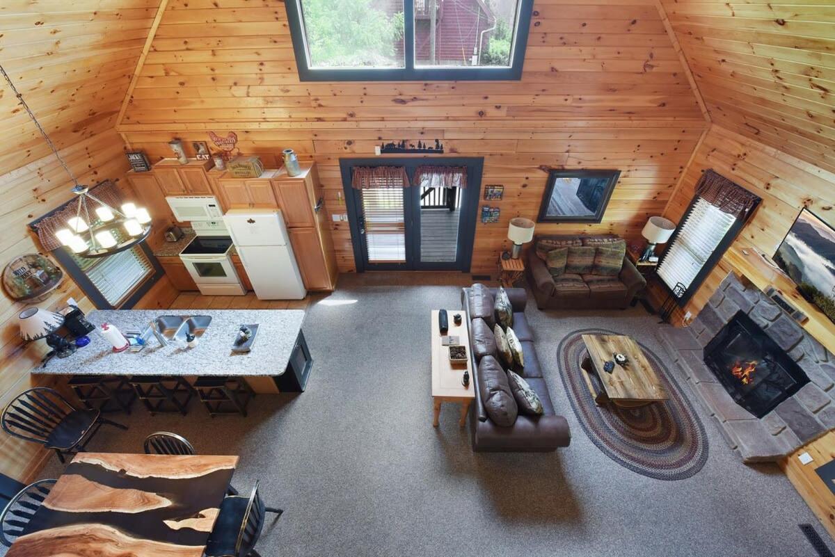 Ryes And Shine Bootlegger'S Cabin! Hot Tub* Pool* Arcade* Billiards *Ev * Pet Friendly Sevierville Zewnętrze zdjęcie