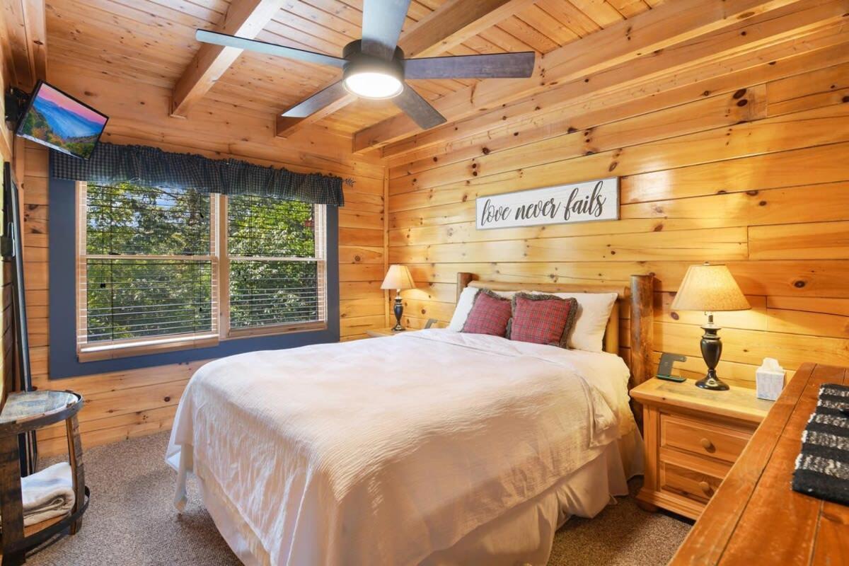 Ryes And Shine Bootlegger'S Cabin! Hot Tub* Pool* Arcade* Billiards *Ev * Pet Friendly Sevierville Zewnętrze zdjęcie