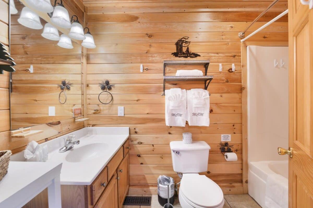 Ryes And Shine Bootlegger'S Cabin! Hot Tub* Pool* Arcade* Billiards *Ev * Pet Friendly Sevierville Zewnętrze zdjęcie
