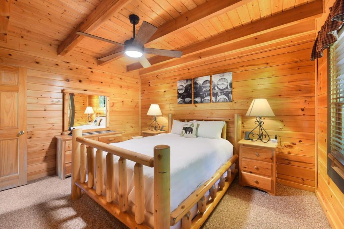 Ryes And Shine Bootlegger'S Cabin! Hot Tub* Pool* Arcade* Billiards *Ev * Pet Friendly Sevierville Zewnętrze zdjęcie