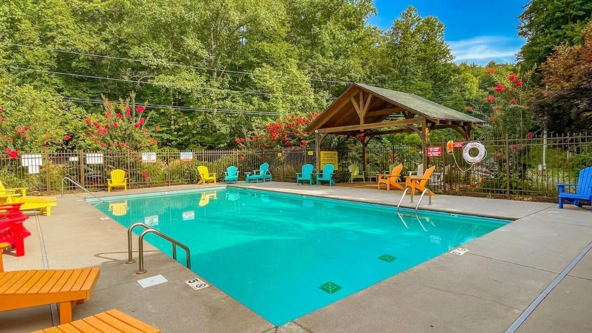 Ryes And Shine Bootlegger'S Cabin! Hot Tub* Pool* Arcade* Billiards *Ev * Pet Friendly Sevierville Zewnętrze zdjęcie